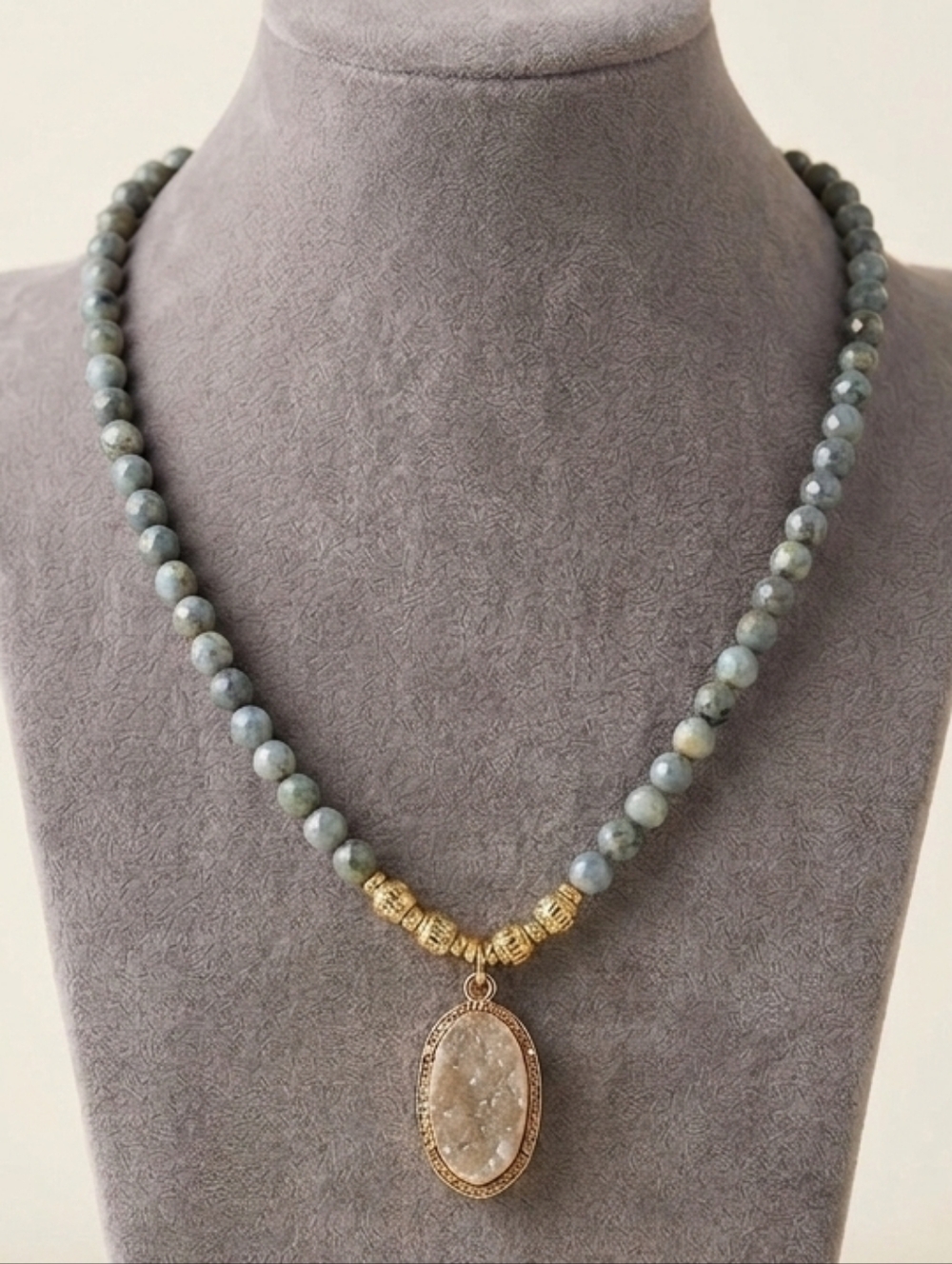 Green natural druzy and Czech glass beaded necklace NWT
